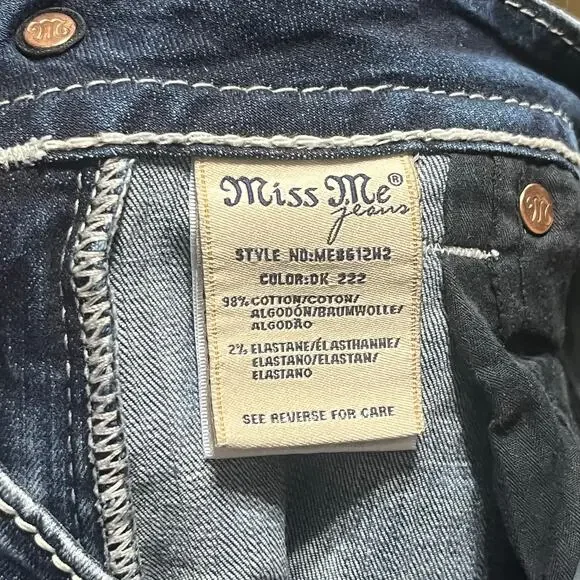 Miss Me Y2K Mid Rise Distressed Bling Wings Embroidered Shorts 25 Thick Stitch - Picture 7 of 9